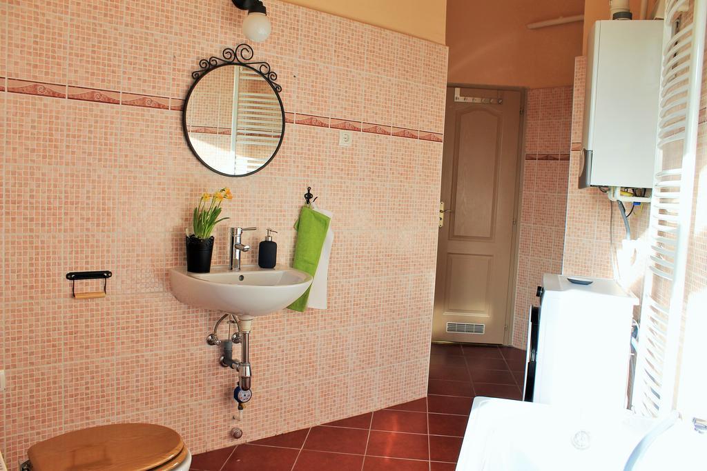 Lidi Guesthouse Budapest Exterior foto